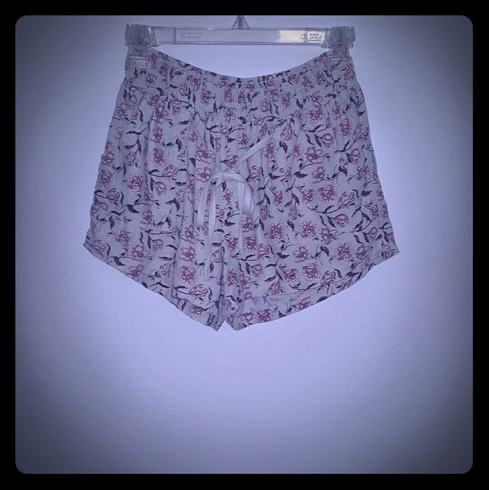 Floral pull up shorts